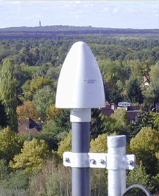 GPS-Antenne auf dem Dach der Chemie